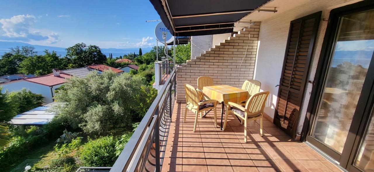 Apartments Italo By El-Pi Tours Нивице Экстерьер фото